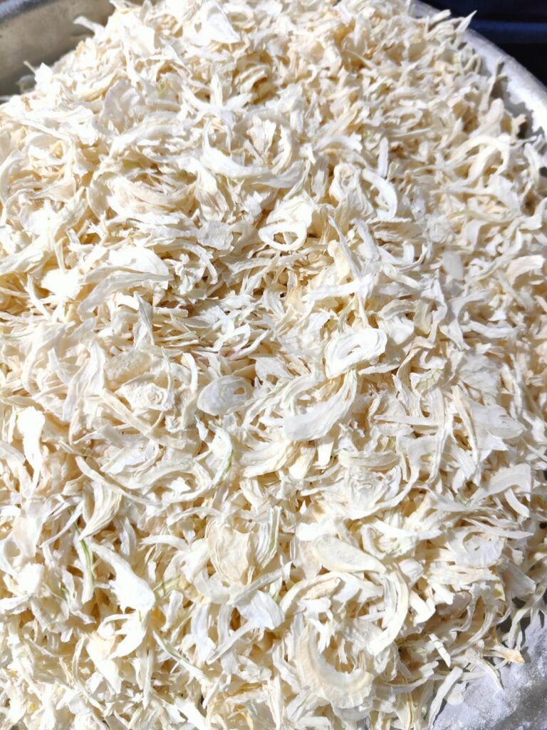 white onion dehydrate coated